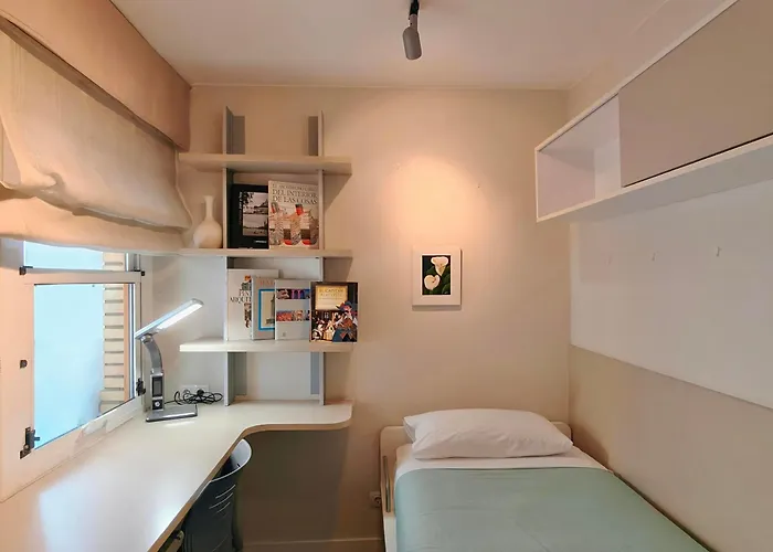 La Elegancia Del Centro By Alogest * Saragoça