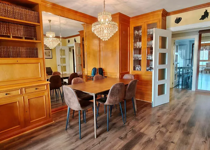 La Elegancia Del Centro By Alogest Saragoça